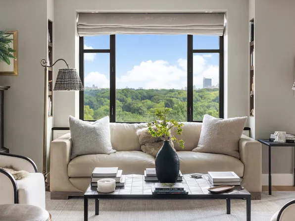 110 Central Park South image 4 of 48