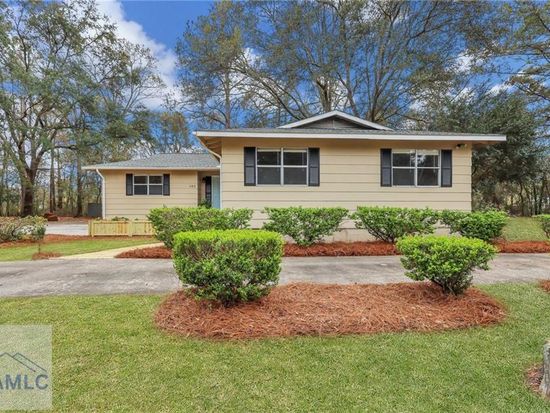 105 N Bay St, Jesup, GA 31545