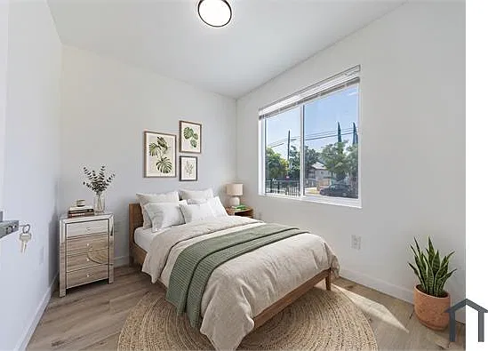 2 bed, $2,275 — Photo 2