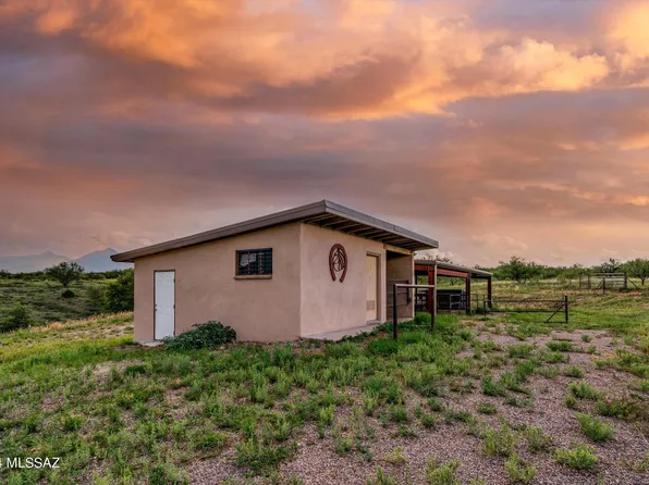 85 Hog Canyon Rd, Patagonia, AZ 85624