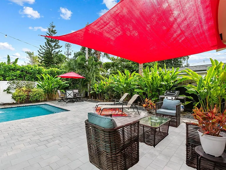 2640 NW 9th Ln — Photo 26