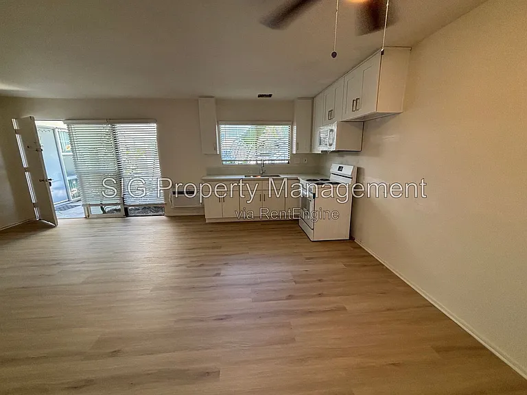 6930 Fulton Ave — Photo 9