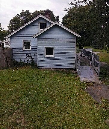 Back yard, wheel chair ramp