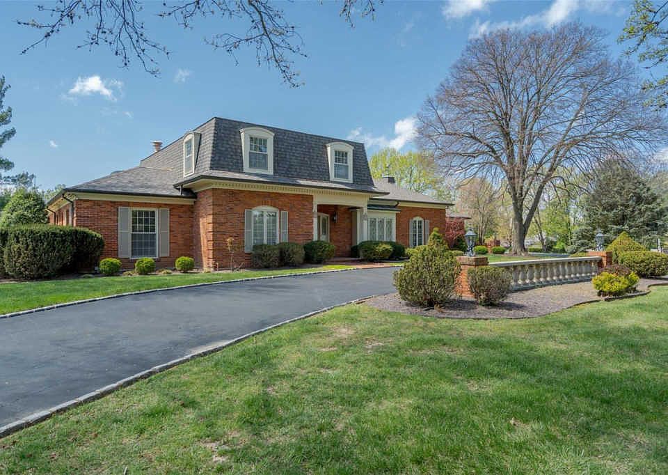 1st image of 51 Muirfield Ct