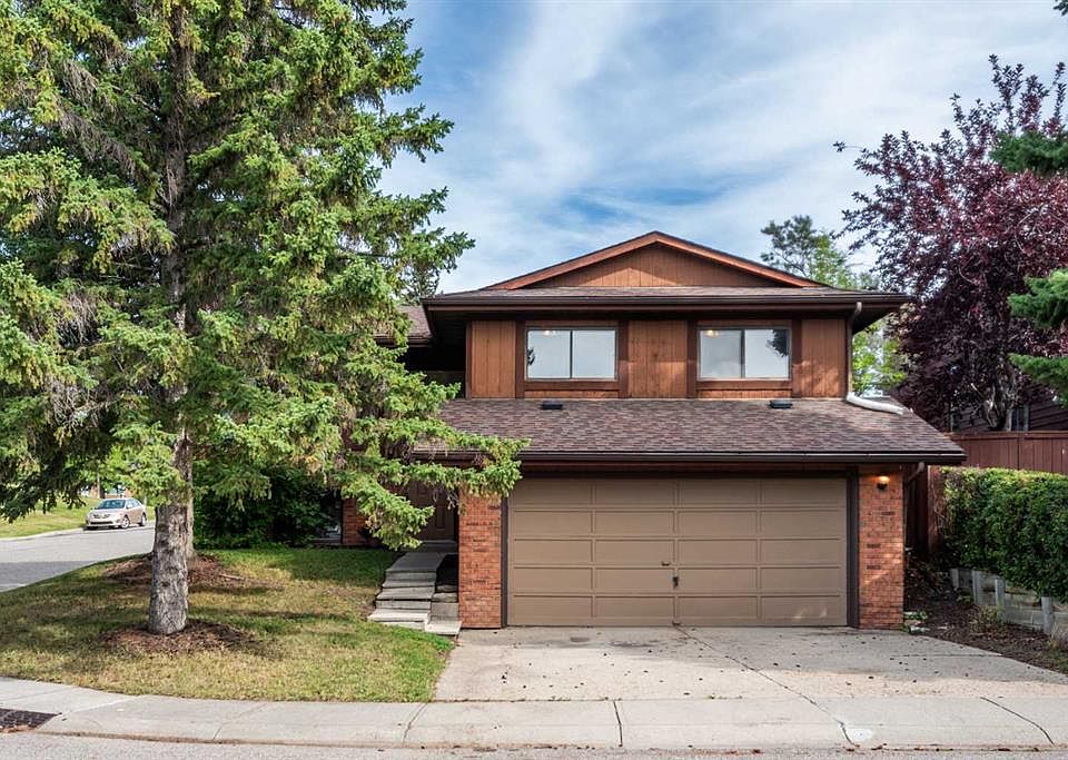1st image of 88 E Woodfern Rise SW