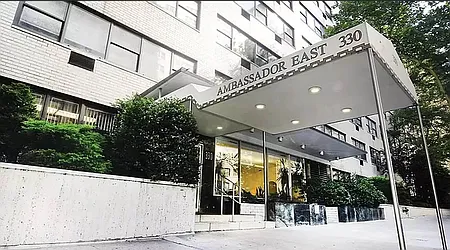 Rented by Manhattan Realty Group