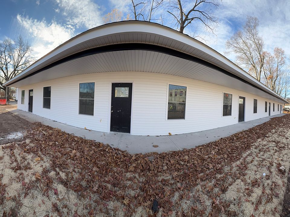 1st image of 55 Brewster St #1