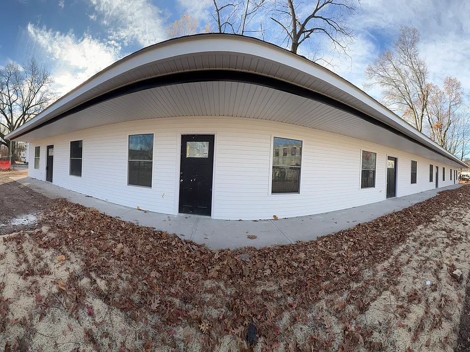 55 Brewster St #1