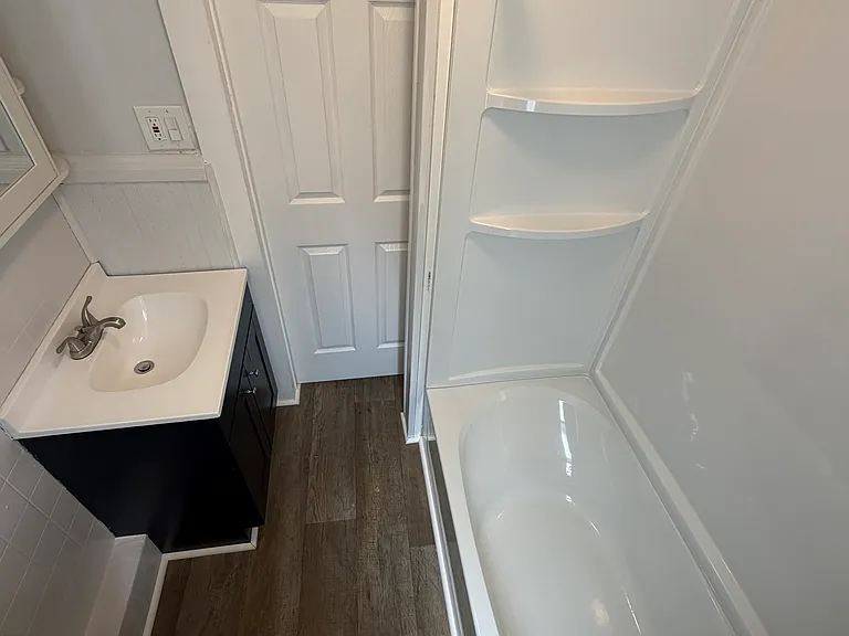 270 Crystal Ave #1 — Photo 11
