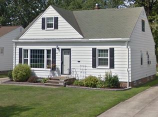 378 High Tee St, Willowick, OH 44095