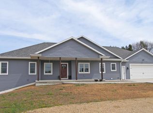 784 Sayle Jones Rd, Locust Fork, AL 35097