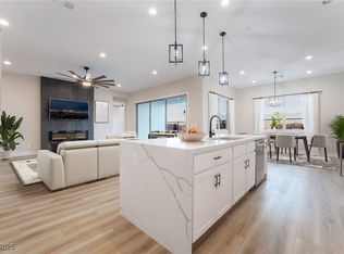 350 Robledo St, Las Vegas, NV 89138