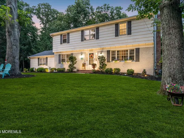 16 Millpond Lane, Colts Neck, NJ 07722