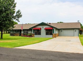 53 Meadowlark Rd, Eufaula, OK 74432