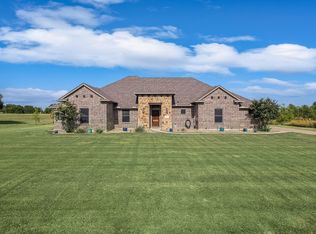 5641 Littlefield Dr, Justin, TX 76247
