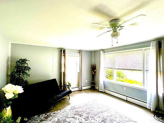 4th image of 311 Reynolds St #C