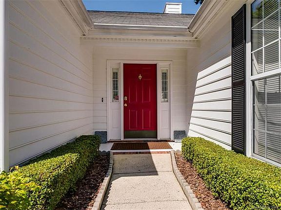 2nd image of 8936 Cypress Forest Dr