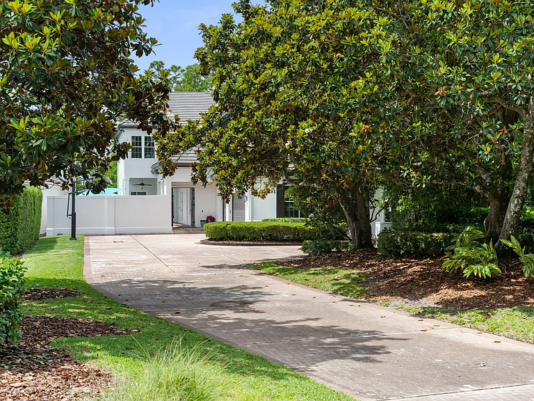 9720 Covent Garden Dr — Photo 2