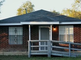 1521 Blake St, Mission, TX 78572