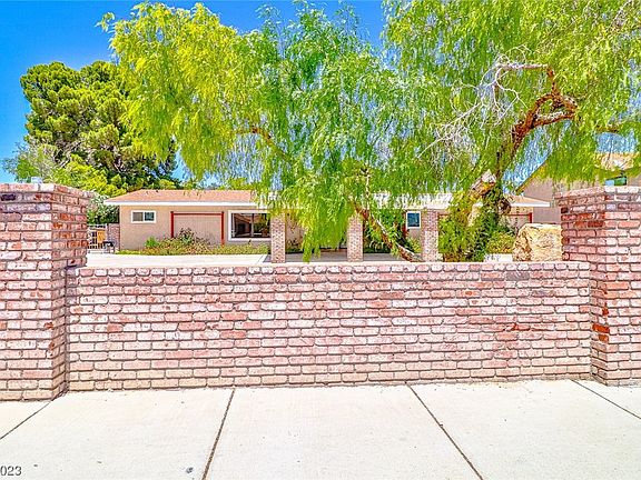 2nd image of 5328 W Lake Mead Blvd