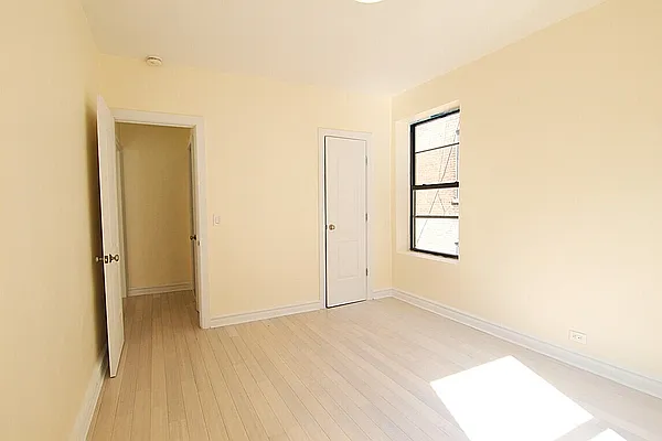 Rented by Compass | media 6