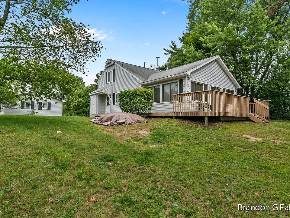 1st image of 6088 Mary Ann Dr