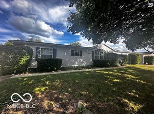 4693 W Ridge Dr, Columbus, IN 47203