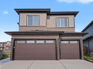 1061 Goldfinch Way NW, Edmonton, AB T5S0R2