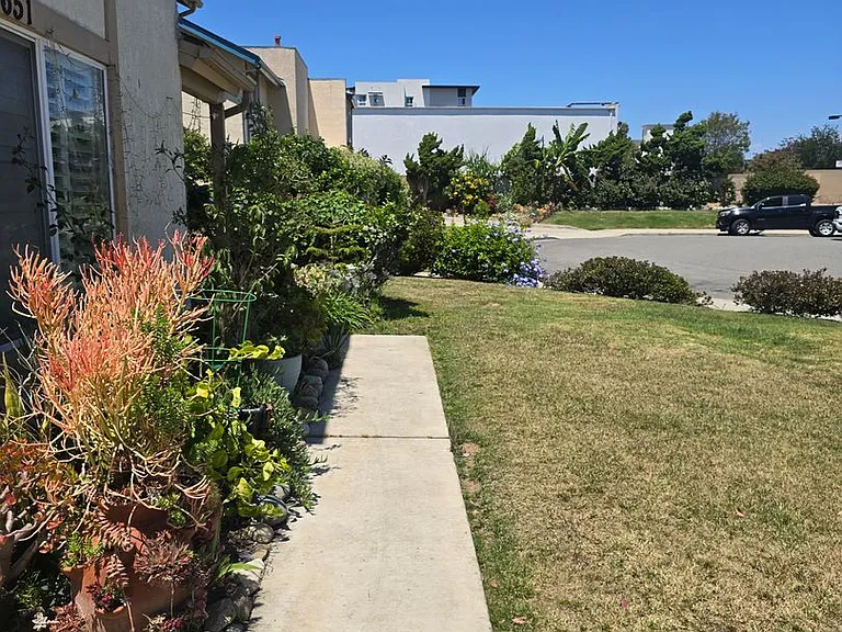 18651 Libra Cir — Photo 3