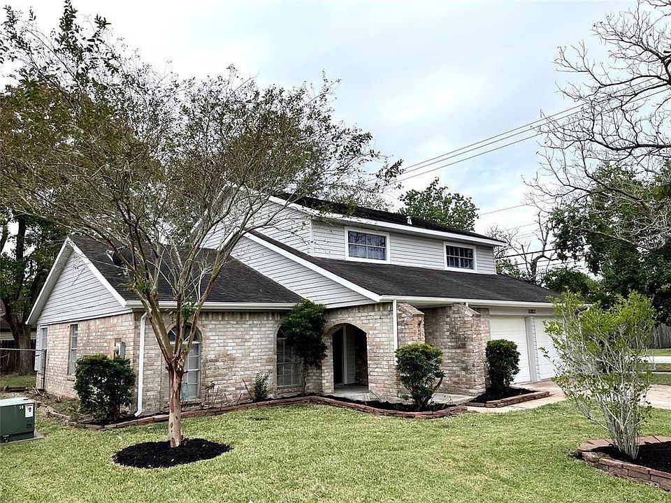 1st image of 10802 Sagebluff Dr