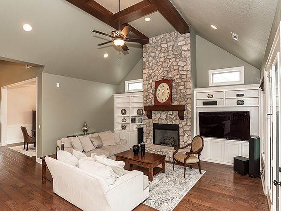 5th image of 5505 S Chadwick Dr