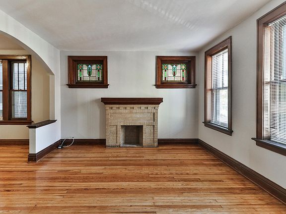 3rd image of 5504 Louisiana Ave Floor 1