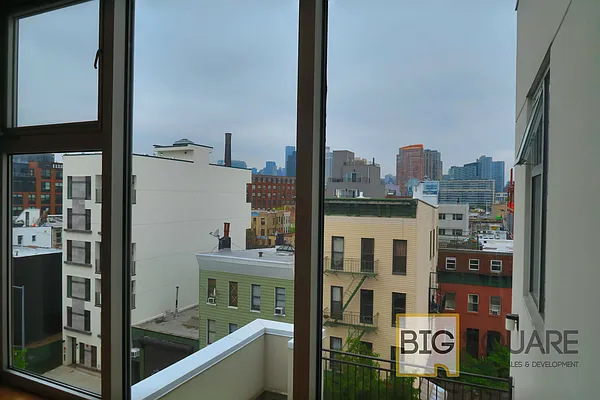 Rented by Big Square Realty LLC | media 49