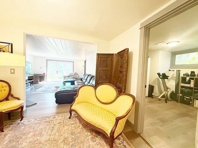 208 S Summit Ave — Photo 37