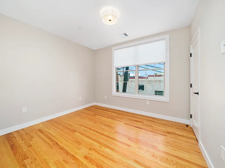 180 Norfolk Ave #2 — Photo 5