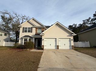 1305 Hill View Cir, Hinesville, GA 31313