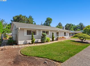 16515 NE Everett Ct, Portland, OR 97230
