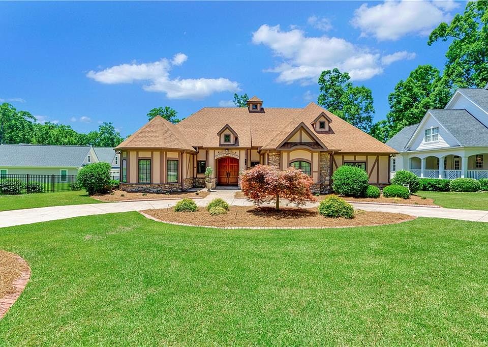 318 Avenue Of Oaks, Anderson, SC 29621 MLS 20275819 Zillow