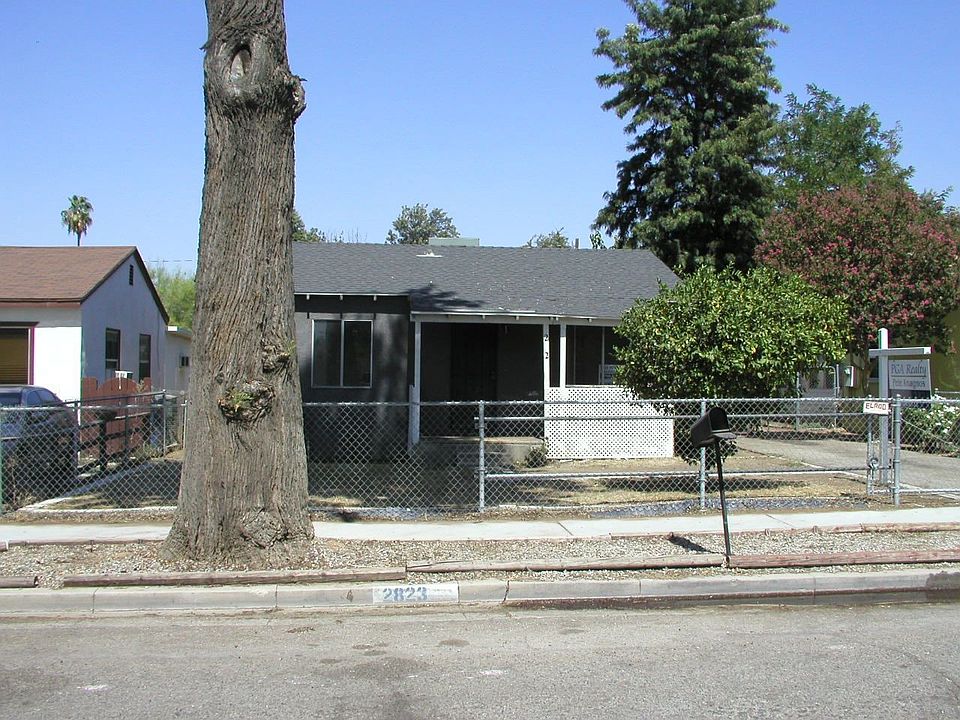 2nd image of 2823 Prospect Ave