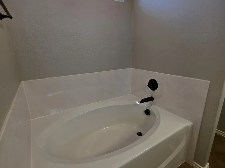 Primary Tub
