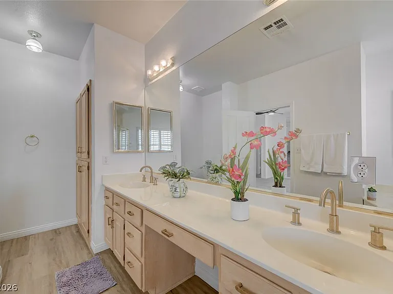 332 Wild Plum Ln — Photo 43