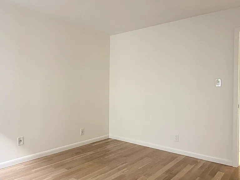 1885 Pacific Ave #302 — Photo 13