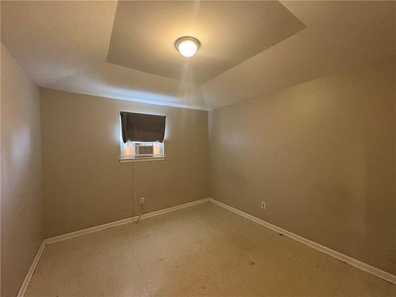 5th image of 9020 Amour Dr