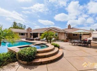 1332 Fairway Dr, Camarillo, CA 93010