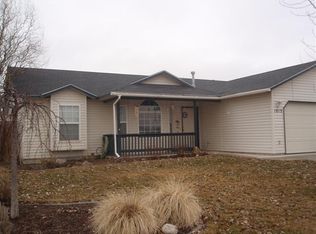 1013 Valley St, Middleton, ID 83644