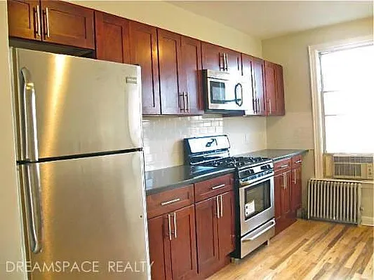 Rented by Dream Space Realty | media 15