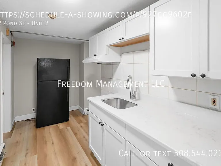 82 Pond St #2 — Photo 2