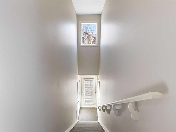 3rd image of 68 E Chaparral Ridge Park SE