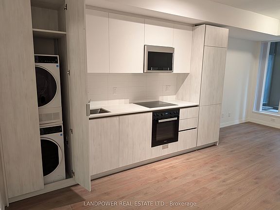 4th image of 400 King St W #510