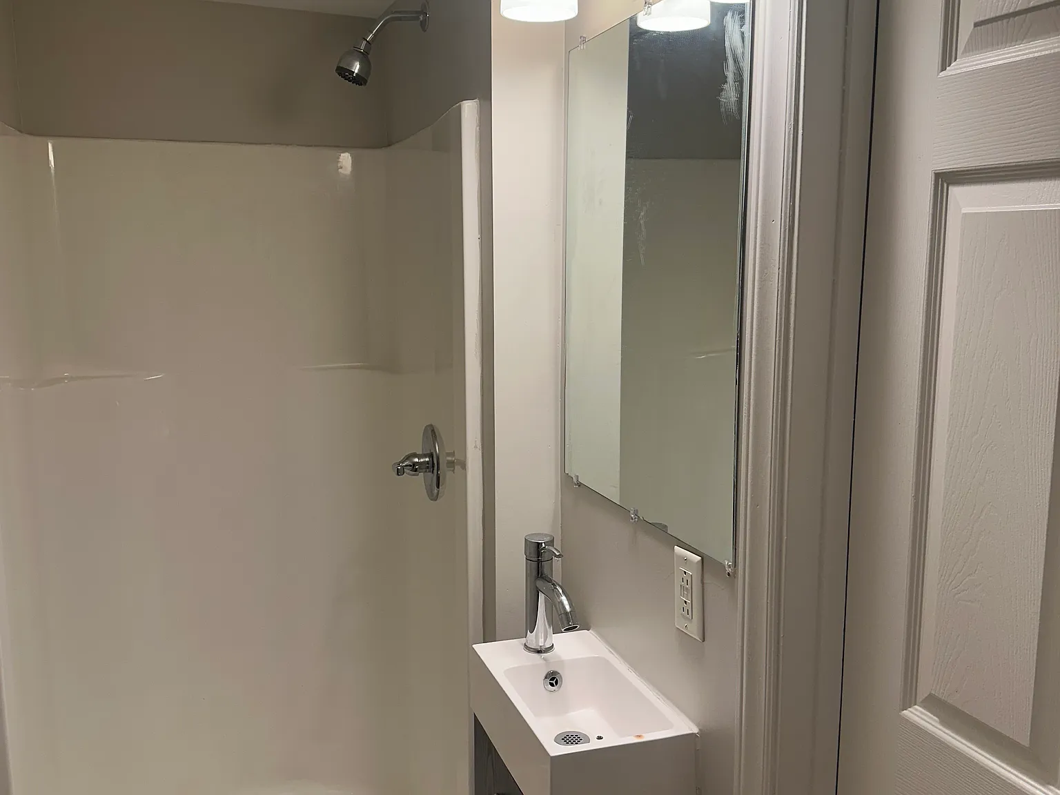 2 bed, 1020 sqft, $1,400 — Photo 2